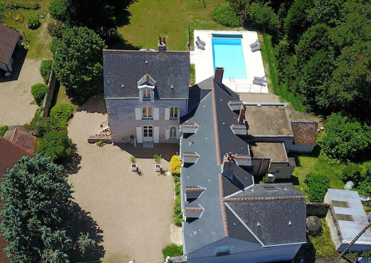 Le Clos Des Peziers Bed & Breakfast Vineuil  Exterior photo